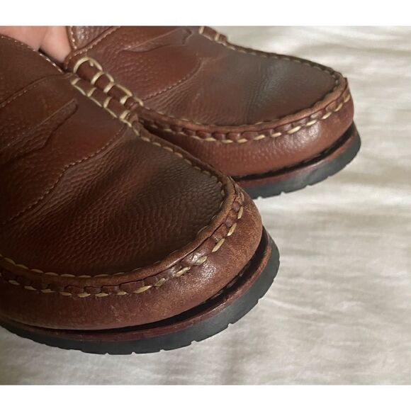 Allen Edmonds
"Duke" Pebble Leather Loafers. Size 6.5 / Excellent - Picture 10 of 11